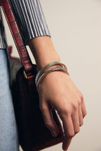 Carica l'immagine nel visualizzatore di Gallery, Bangle Night . Bracciali