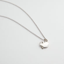 Carica l'immagine nel visualizzatore di Gallery, Moleca . Ciondolo