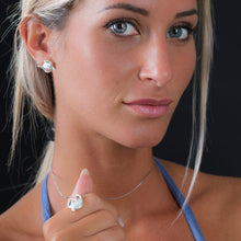 Carica l'immagine nel visualizzatore di Gallery, Moleca . Ciondolo