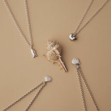 Carica l'immagine nel visualizzatore di Gallery, Nautilus. Ciondolo