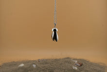 Carica l'immagine nel visualizzatore di Gallery, Bucaneve . Ciondolo