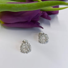 Carica l'immagine nel visualizzatore di Gallery, Afrodite . Orecchini a lobo