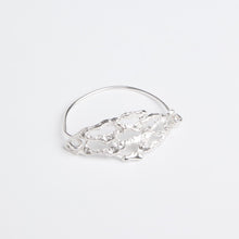 Carica l'immagine nel visualizzatore di Gallery, La voce del mare mini . Bracciale