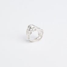 Carica l'immagine nel visualizzatore di Gallery, La voce del mare . Anello