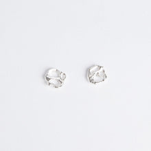 Carica l'immagine nel visualizzatore di Gallery, La voce del mare mini . Orecchini