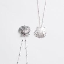 Carica l'immagine nel visualizzatore di Gallery, Canestrello maxi . Ciondolo