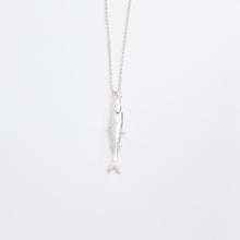 Carica l'immagine nel visualizzatore di Gallery, Anguela . Ciondolo